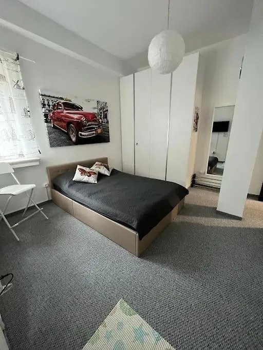 City Center White Studio In Bucharest
